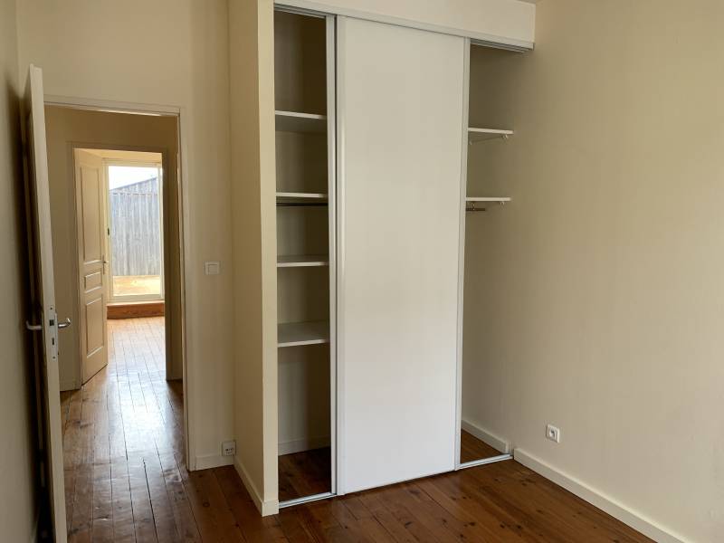 A LOUER MAISON BORDEAUX JARDIN PUBLIC 