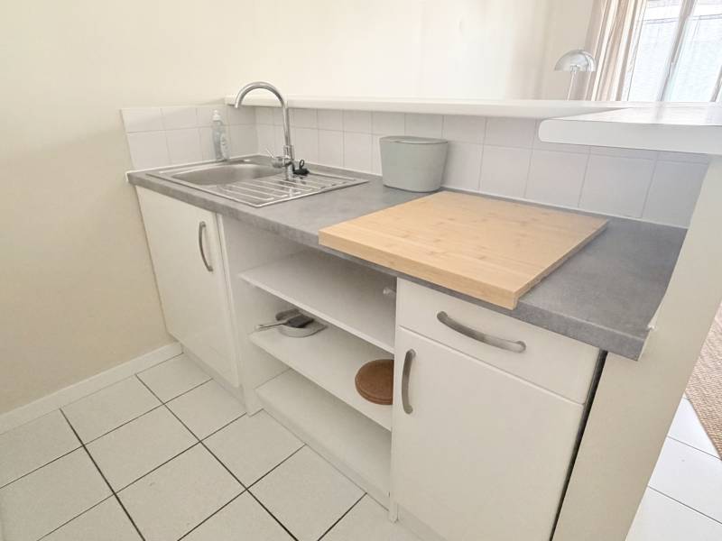 Location T2 meublé Bordeaux centre – 38m² avec cour privative –  rue de Pessac