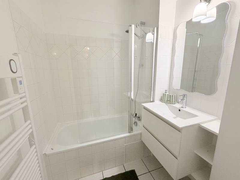 Location T2 meublé Bordeaux centre – 38m² avec cour privative –  rue de Pessac