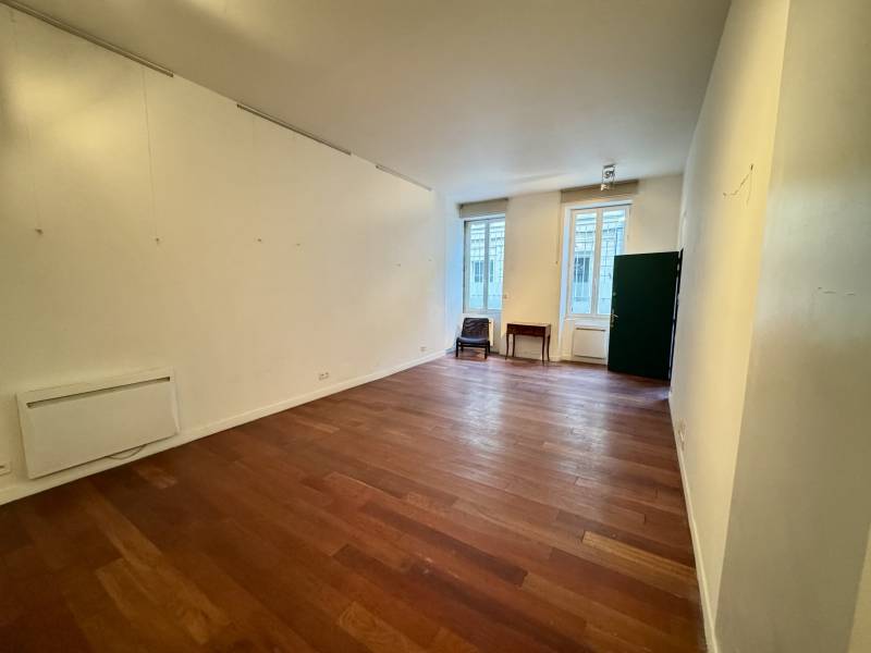 APPARTEMENT T2 BORDEAUX CHARTRONS 