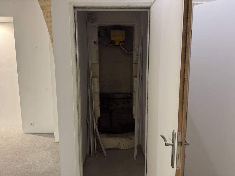 Local Commercial d'Exception 133m² - Chais Réhabilité - Bordeaux Centre