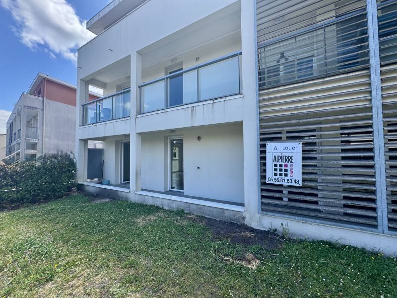 À louer – Appartement T3 en rez-de-chaussée avec balcon –PARKING-4 Mérignac Capeyron