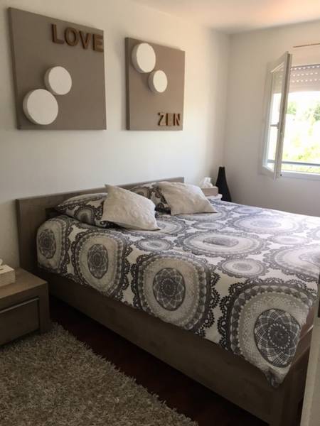 A LOUER MAISON AVEC 3 CHAMBRES