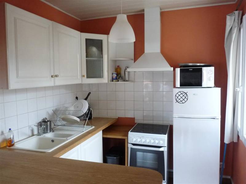 A LOUER STUDIO BORDEAUX - CHARTRONS 