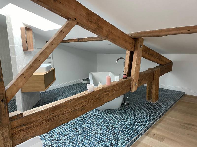 Maison de standing, entièrement rénovée, 4 chambres, un souplex aménagé, jardin, quartier Croix Blanche