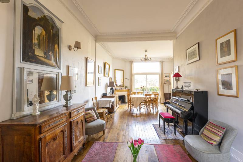 BORDEAUX ACHAT MAISON EN PIERRE BORDELAISE AVEC JARDIN