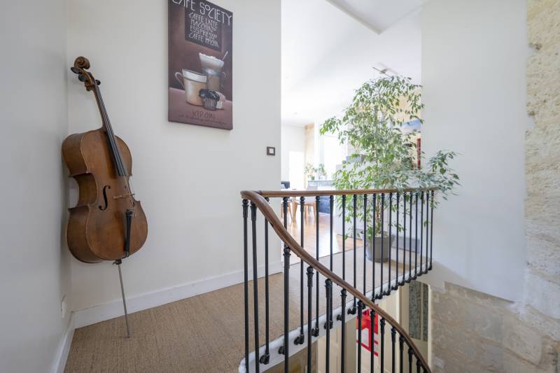 A VENDRE BORDEAUX MAISON AVEC JARDIN DE TYPE ECHOPPE 3 CHAMBRES