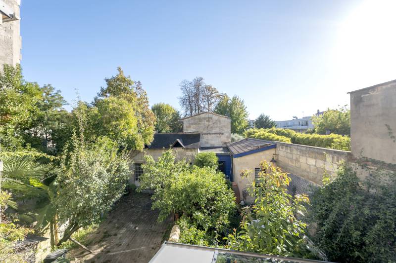 MAISON SAINT SEURIN AVEC JARDIN SUD
