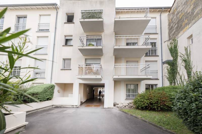 APPARTEMENT BORDEAUX TROIS PIECES