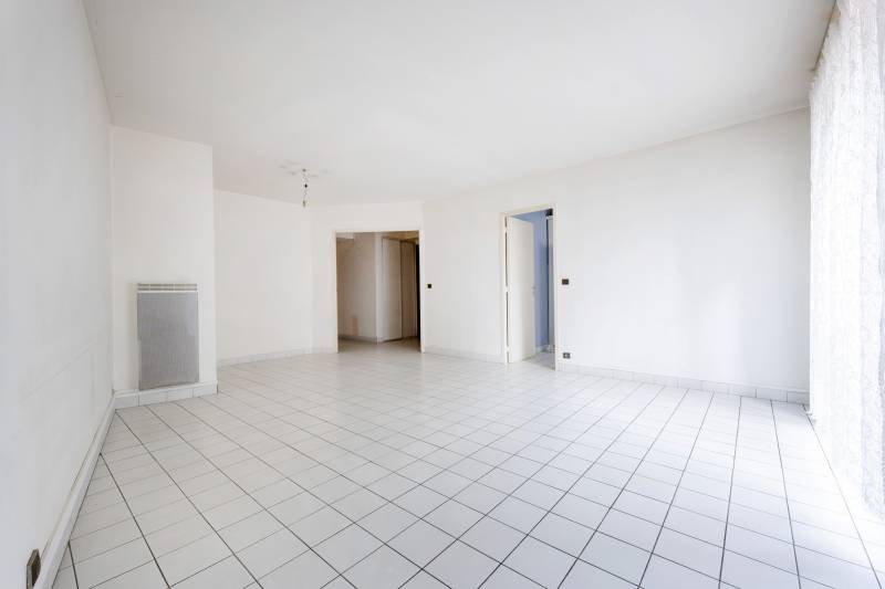 PRESTIGE BORDEAUX SAINT-SEURIN A VENDRE APPARTEMENT TROIS PIECES 2 CHAMBRES