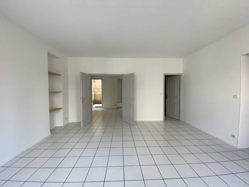 A LOUER MAISON FAMILIALE AVEC JARDIN BORDEAUX