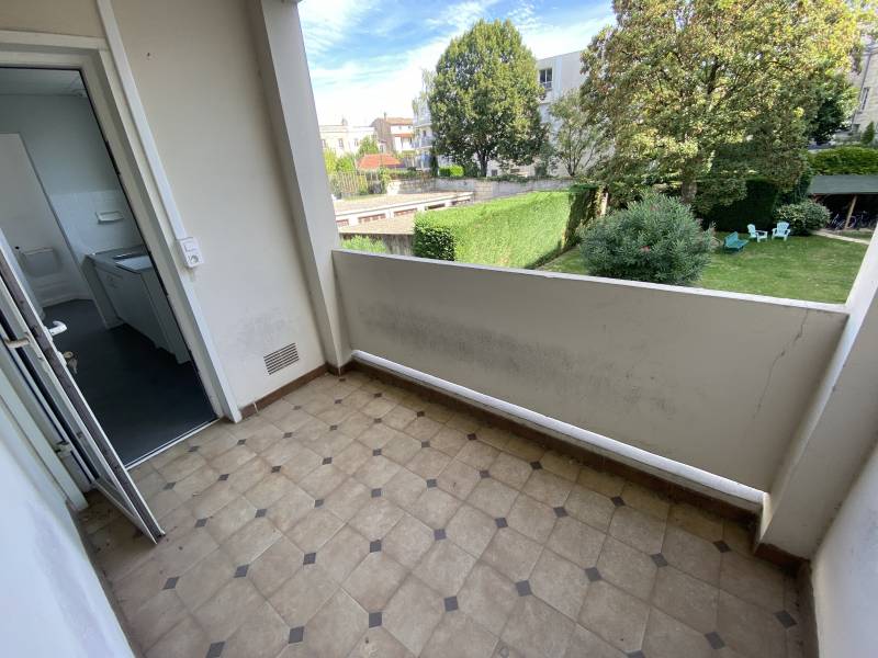 bureaux à louer avec extérieur