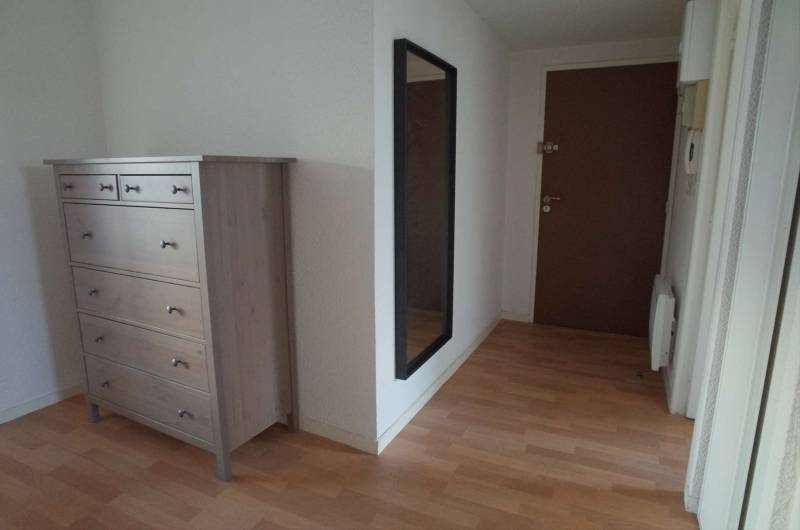 A LOUER APPARTEMENT T3 MEUBLE BORDEAUX - CROIX BLANCHE 