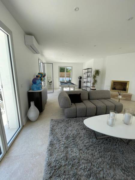 LE BOUSCAT A VENDRE MAISON 5 CHAMBRES AVEC GARAGE GRAND JARDIN 400m² AVEC PISCINE