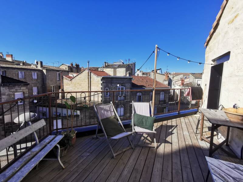 A LOUER BEAU T3 AVEC TERRASSE