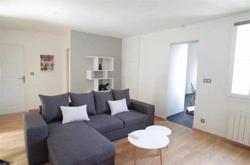 A LOUER MEUBLE BORDEAUX PORTE DIJEAU