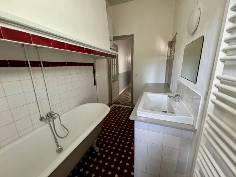 Echoppe T3 terrasse BORDEAUX - Barriere d'Ares 