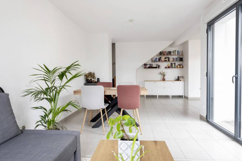 ACHETER APPARTEMENT BORDEAUX 90 M² TROIS CHAMBRES PARKING CENTRE