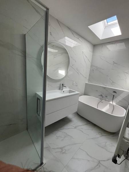 LE BOUSCAT A VENDRE MAISON 5 CHAMBRES AVEC GARAGE GRAND JARDIN 400m² AVEC PISCINE