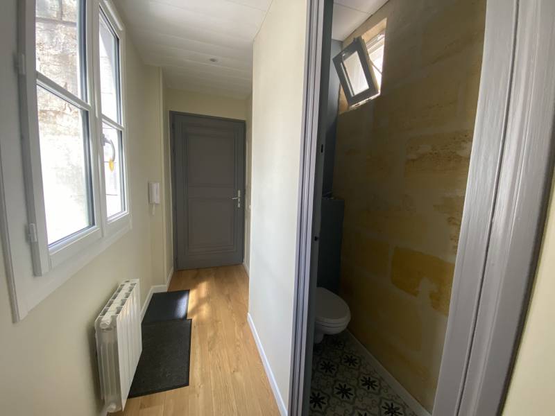 A LOUER T3 MEUBLE BORDEAUX - TOURNY 