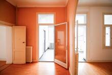 APPARTEMENT A RENOVER AU DERNIER ETAGE