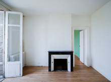 APPARTEMENT DANS UN IMMEUBLE EN PIERRE