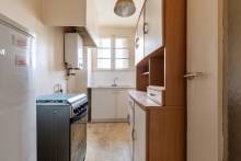 IMMEUBLE BORDEAUX SAINT-SEURIN COMPRENANT 6 APPARTEMENTS DEUX PIECES ET 6 GARAGES