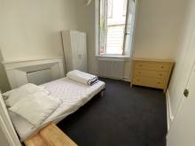 Chambre avec fenetre