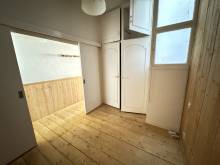 Chambre avec placard