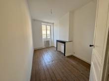 Superbe 3 pièces rénové, au cœur du Palais Gallien