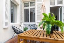 A VENDRE BORDEAUX APPARTMENT PARKING TERRASSE T4