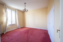 <h10> MAISON EN PIERRE A RENOVER </h10>