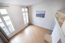 A la vente studi Bordeaux Saint Seurin centre ville porche commerces et transports