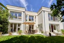 Notre zone d'activité pour ce service Agence pour bien immobilier de luxe et prestige Rue Fondaudège à Bordeaux