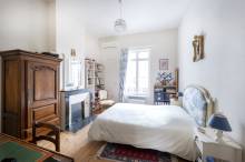 MAISON EN PIERRE BORDELAISE AVEC JARDIN DE PLAIN PIED 6 CHAMBRES BORDEAUX SAINT-GENES 