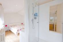 MAISON  A VENDRE AVEC QUATRE CHAMBRES