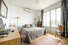 Chambre vue dégagée croix blanche