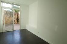 A louer dans quartier calme, Maison contemporaine 3 chambres cour extérieur