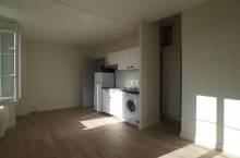 A LOUER STUDIO BORDEAUX - NANSOUTY 