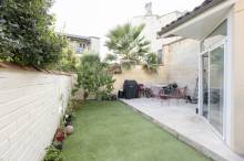 Maison en pierre 133m² 6 chambres, Jardin 33 m² ,Saint Genès